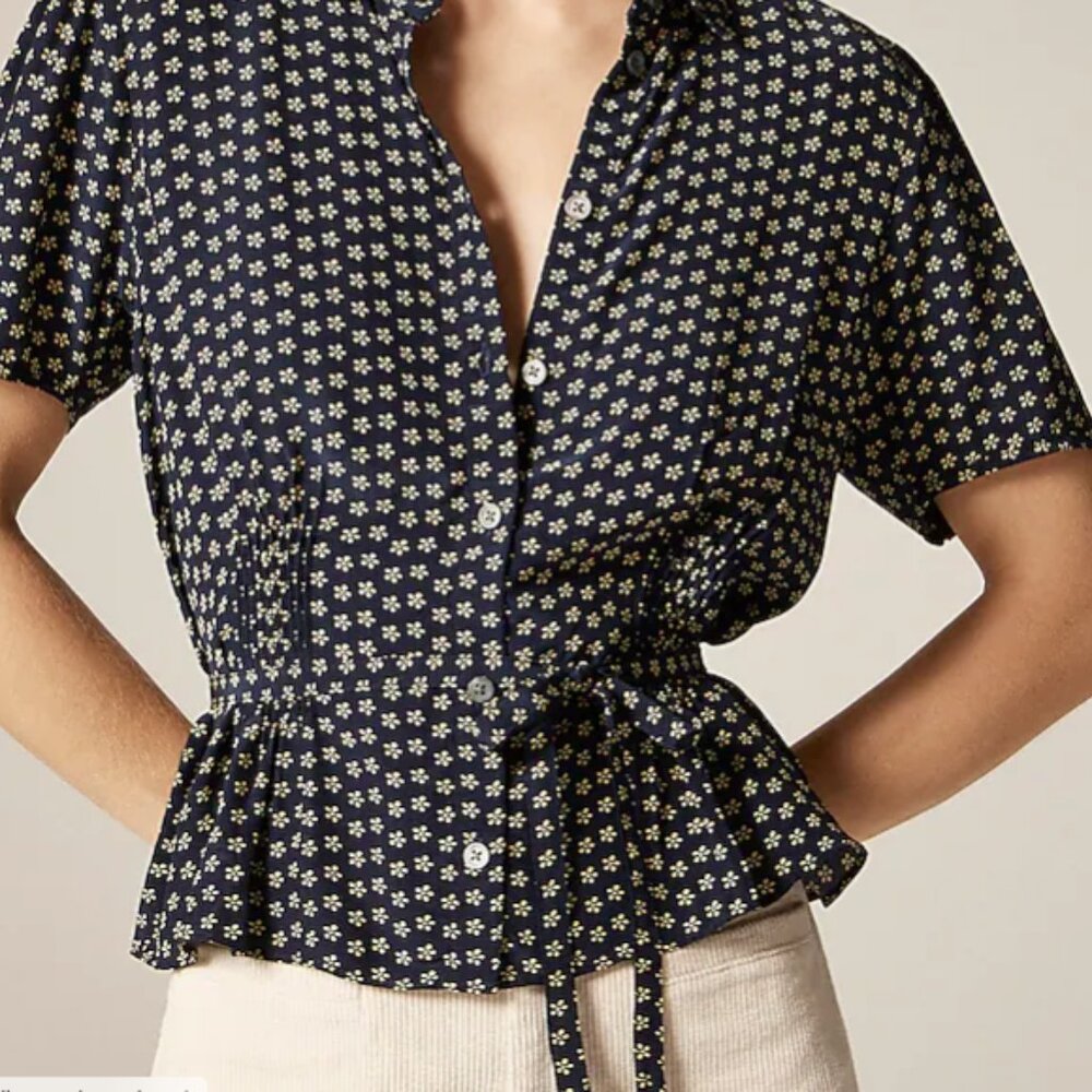 ISO J.Crew Button-Up Tie Waist Shirt in Floral Size 10